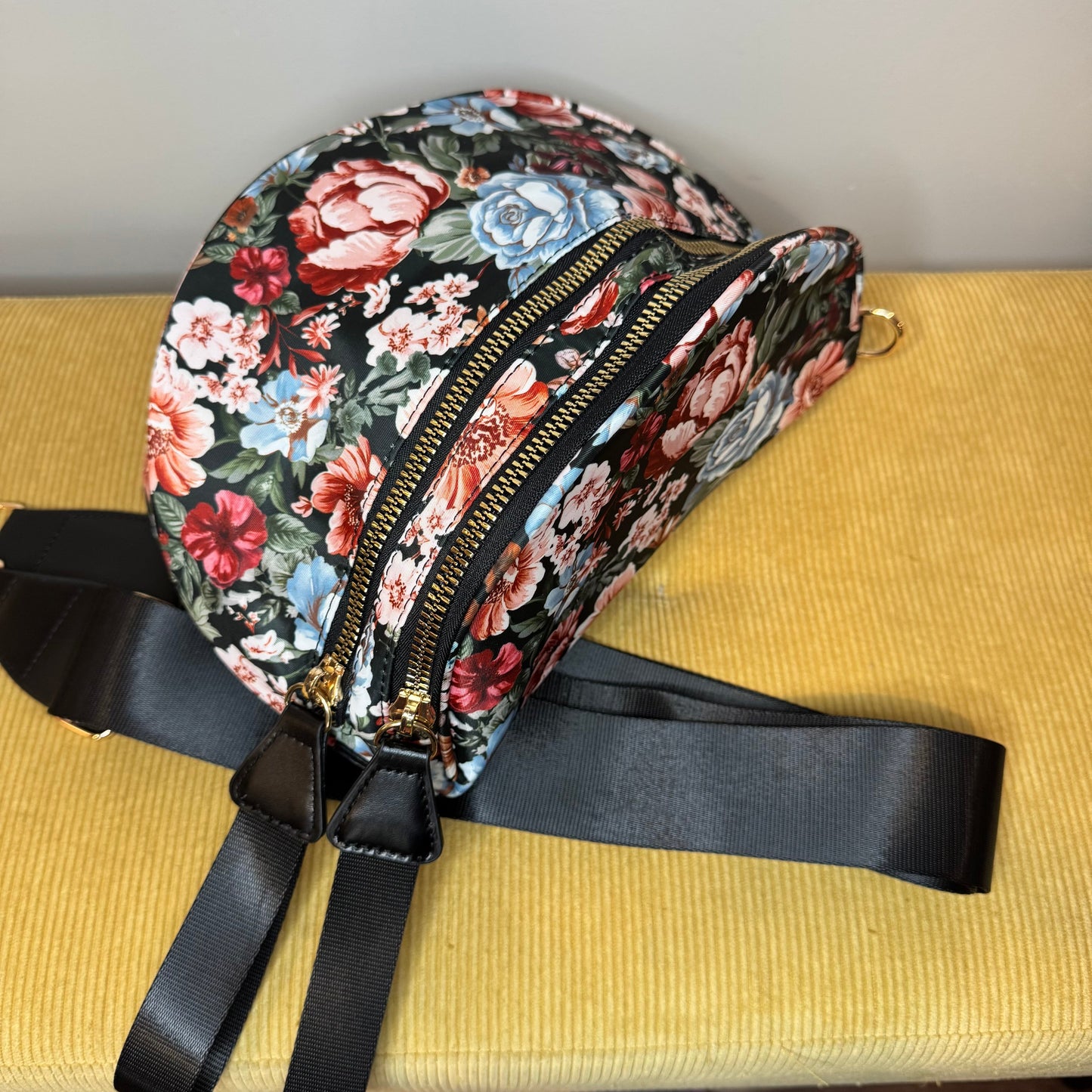 The Roni Nylon Crossbody - Floral