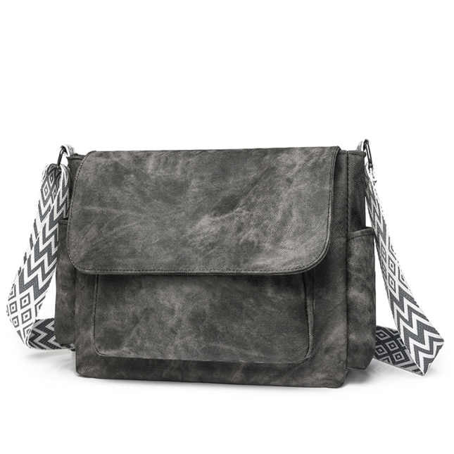 Elizabeth Flap Messenger Bag - PREORDER 6/29-7/2