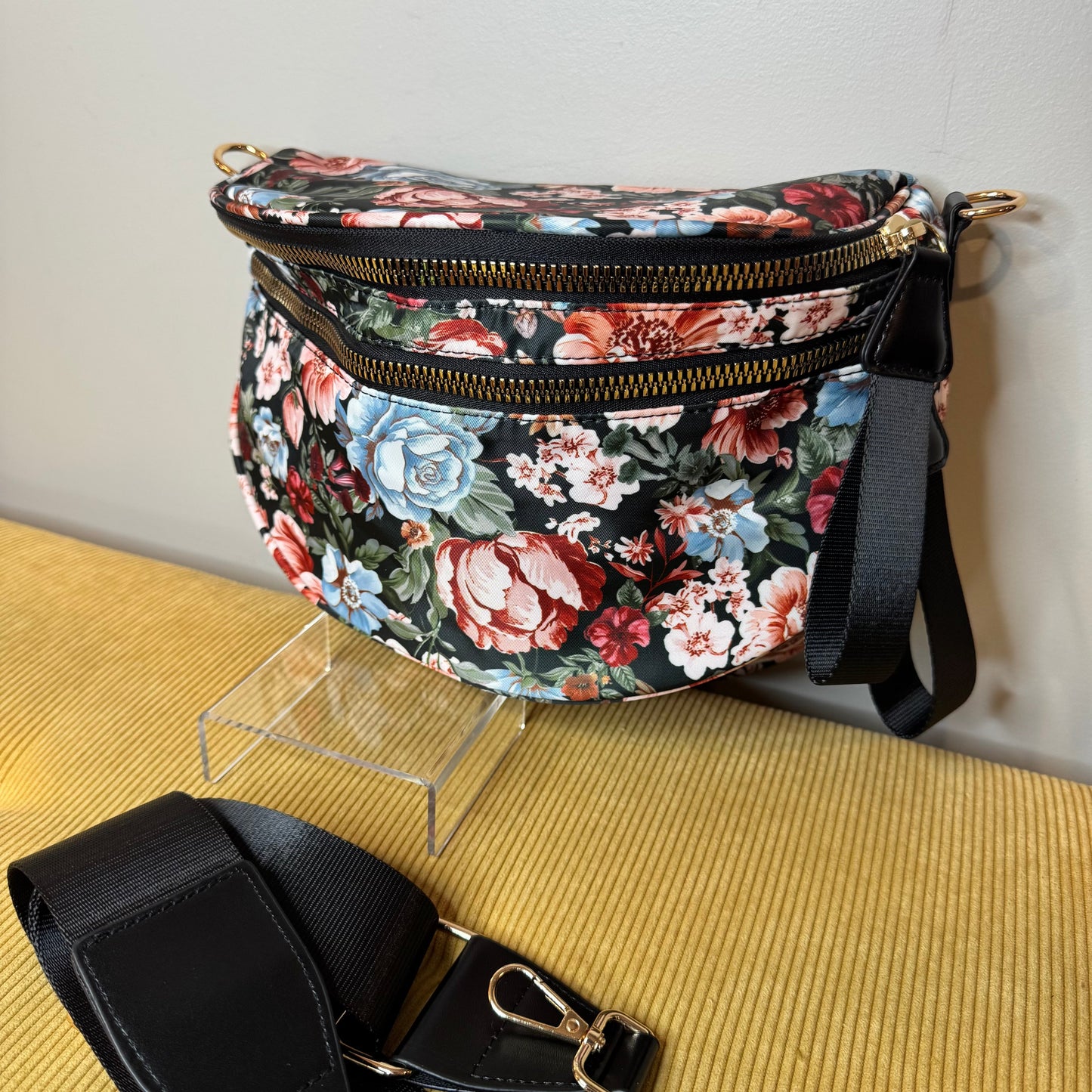 The Roni Nylon Crossbody - Floral