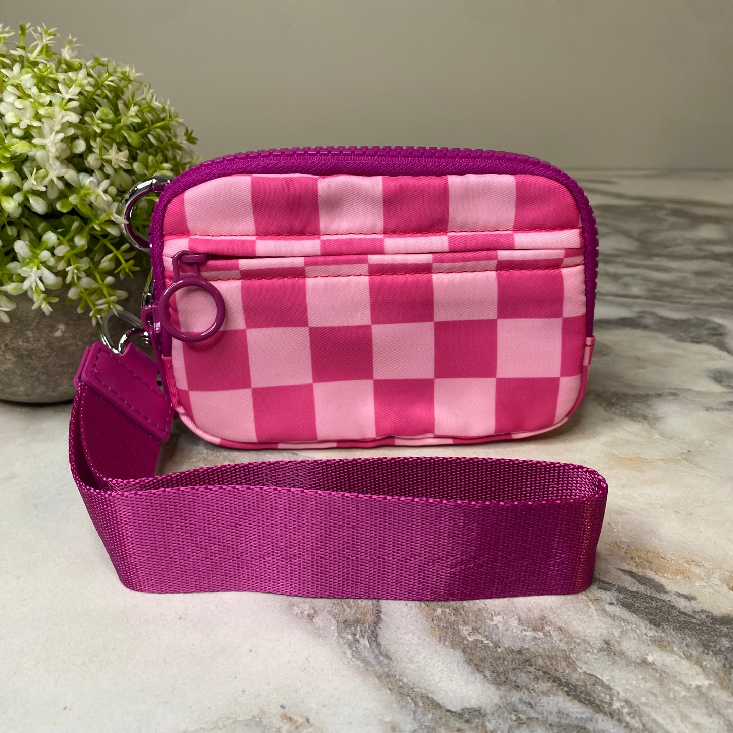 Rue - Nylon Wristlet Wallet - Checkered