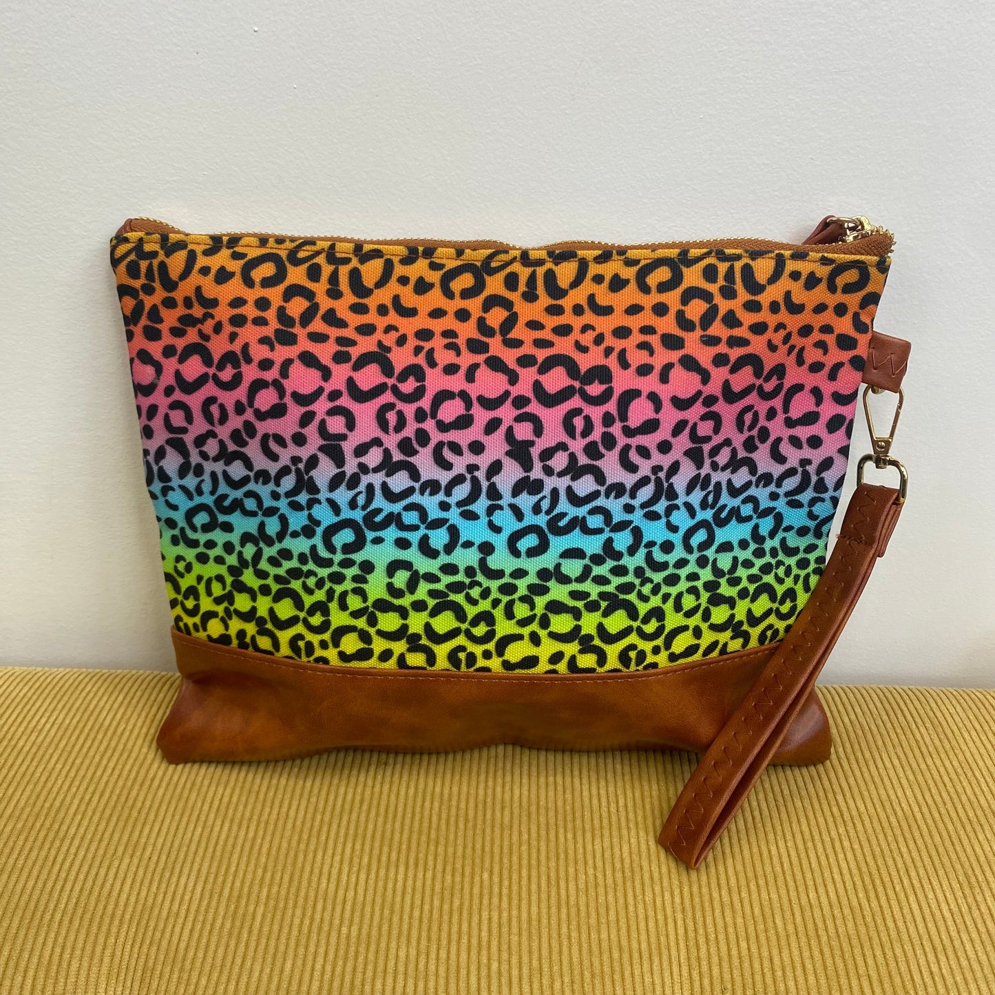 Clutch - Oversized Canvas & Faux Leather - Puzzle