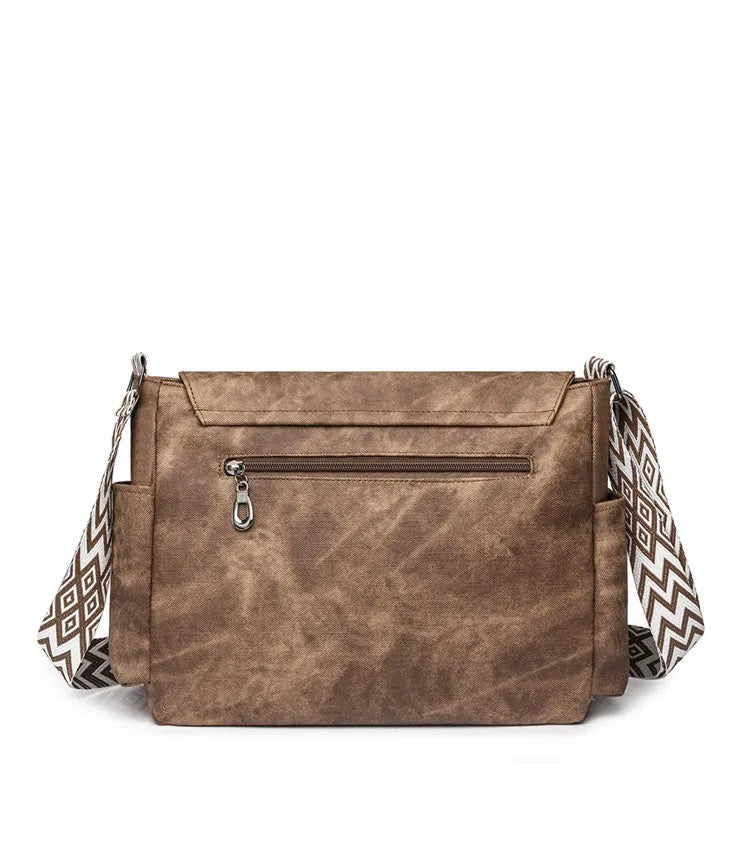 Elizabeth Flap Messenger Bag - PREORDER 6/29-7/2