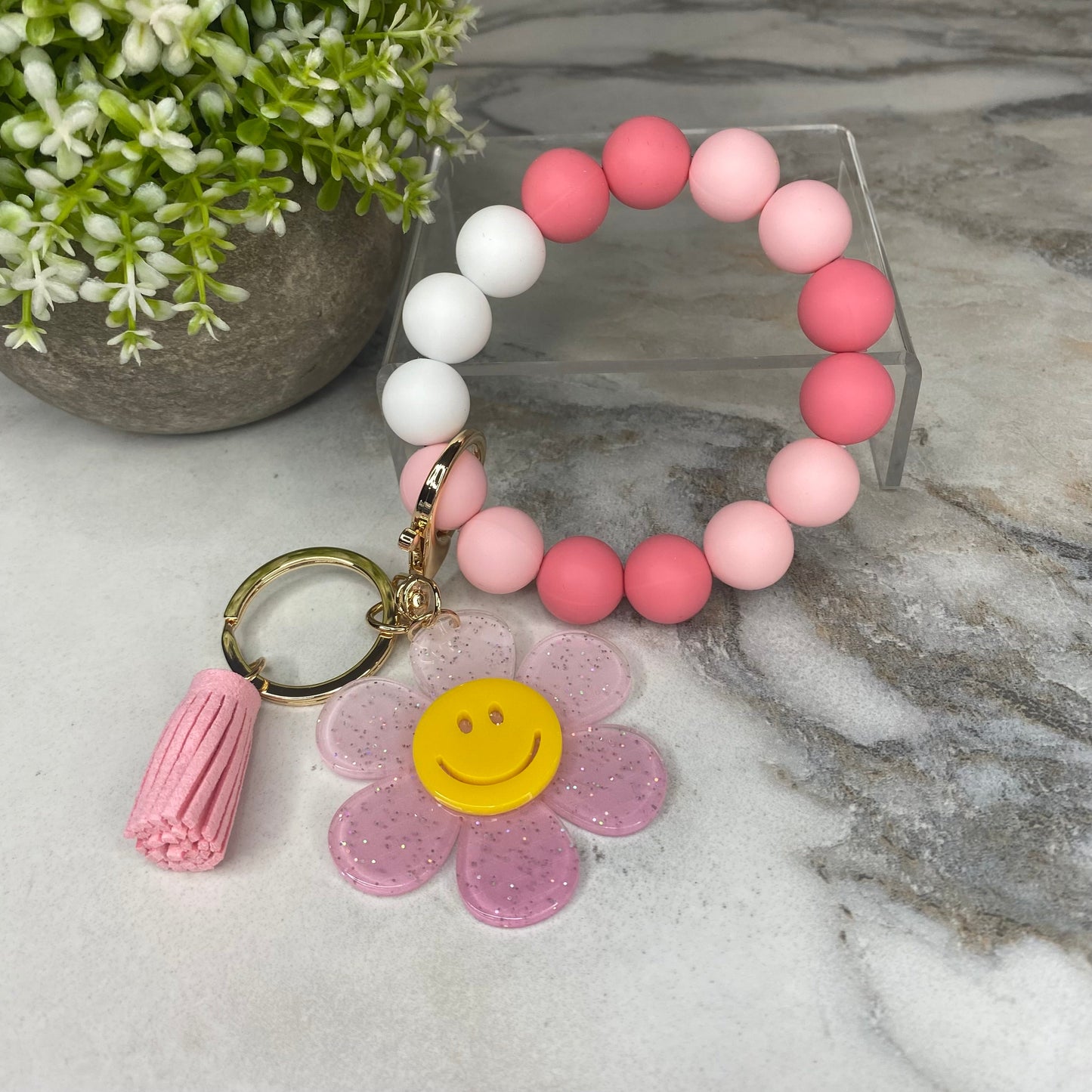 Silicone & Acrylic Bracelet Keychain - Daisy - Coral Pink
