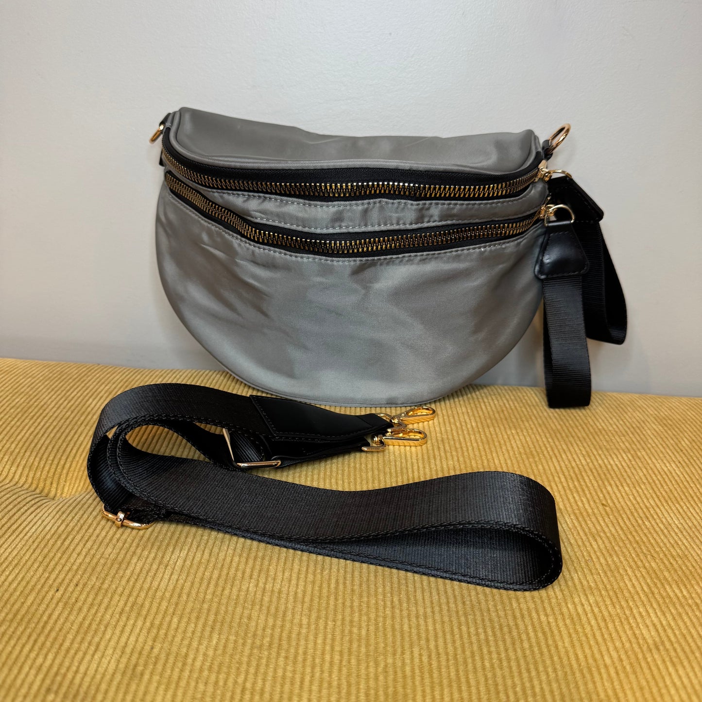 The Roni Nylon Crossbody - Grey + Black