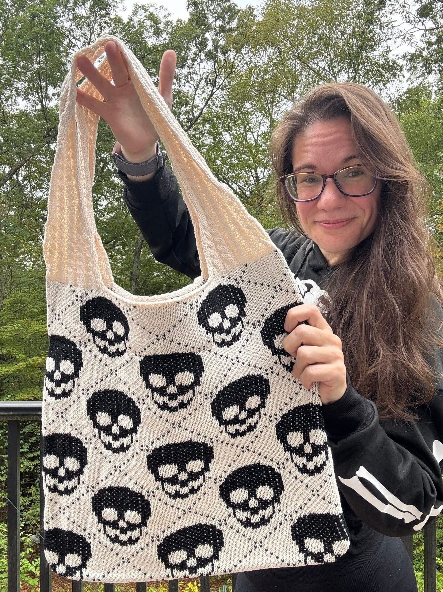 Tote Bag - Knit Sweater - Skull