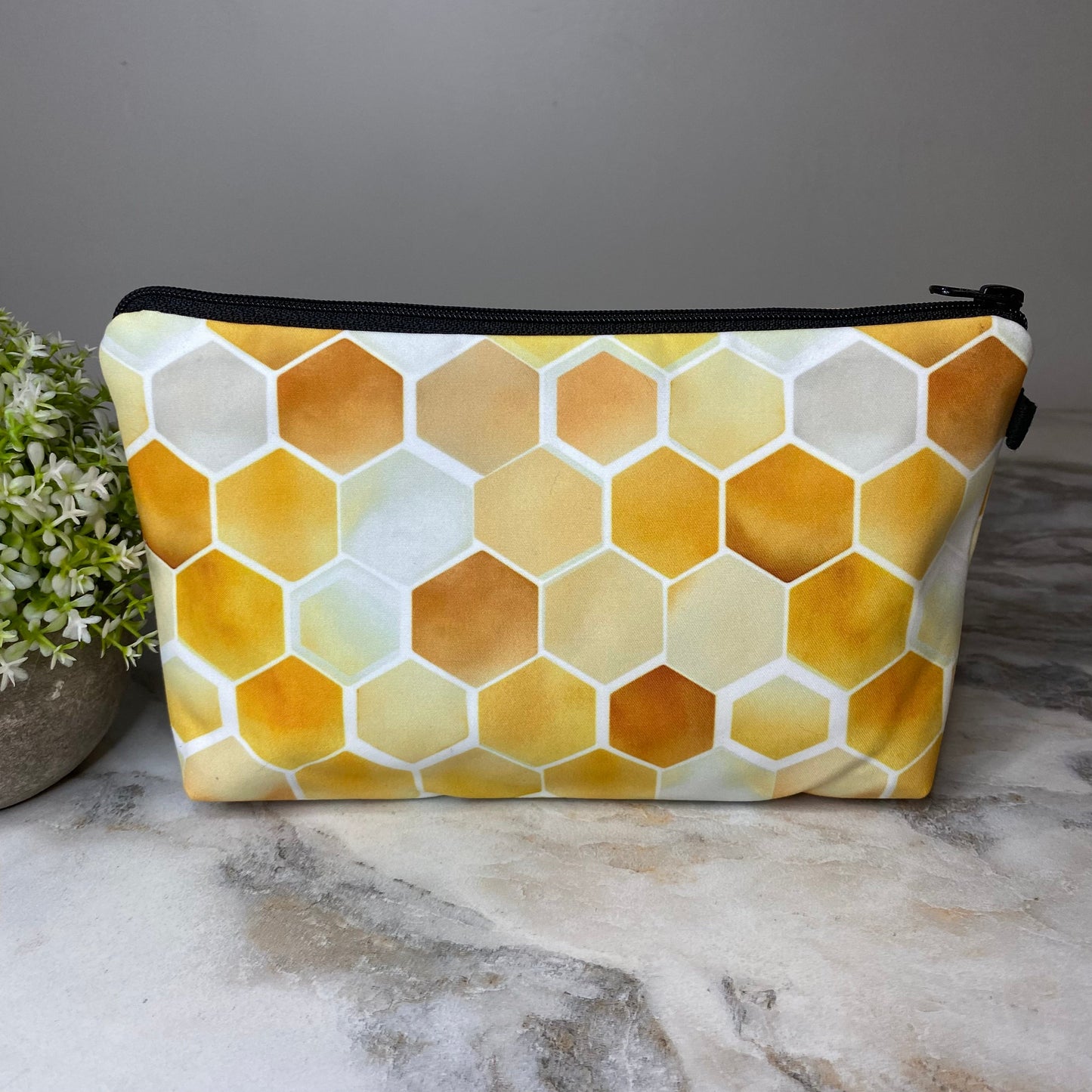 Pouch - Honeycomb