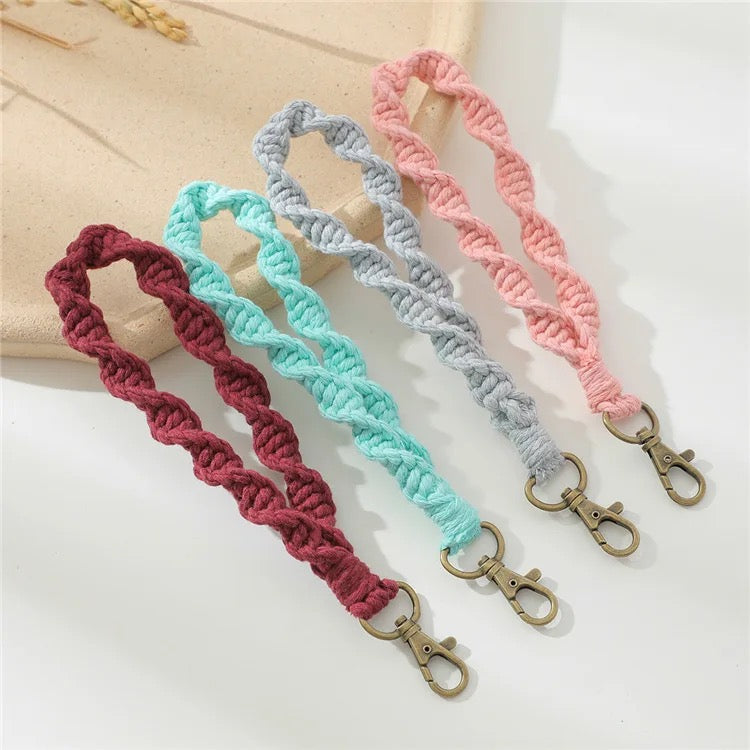 Keychain - Macrame Bracelet - Twisted Solid