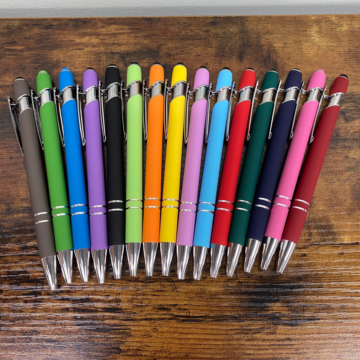 Pen and Stylus - Solid Color