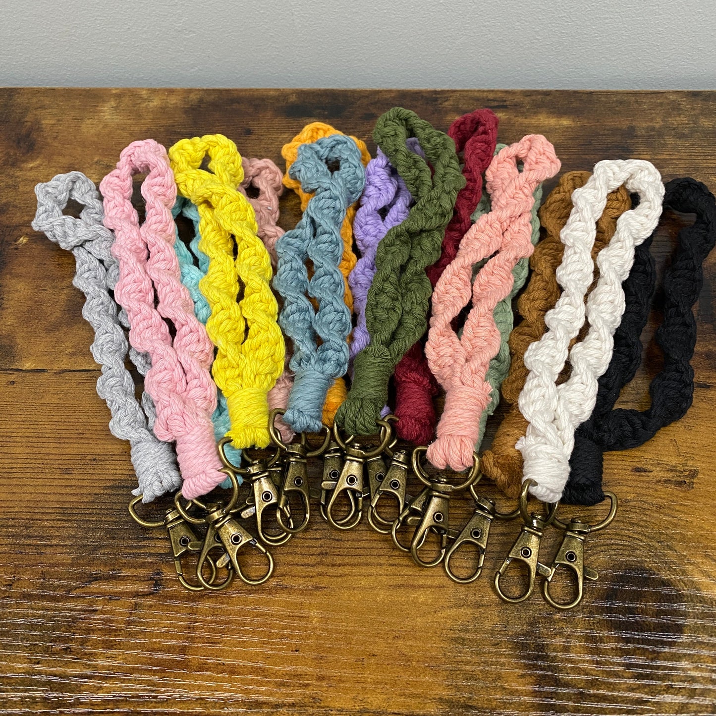 Keychain - Macrame Bracelet - Twisted Solid