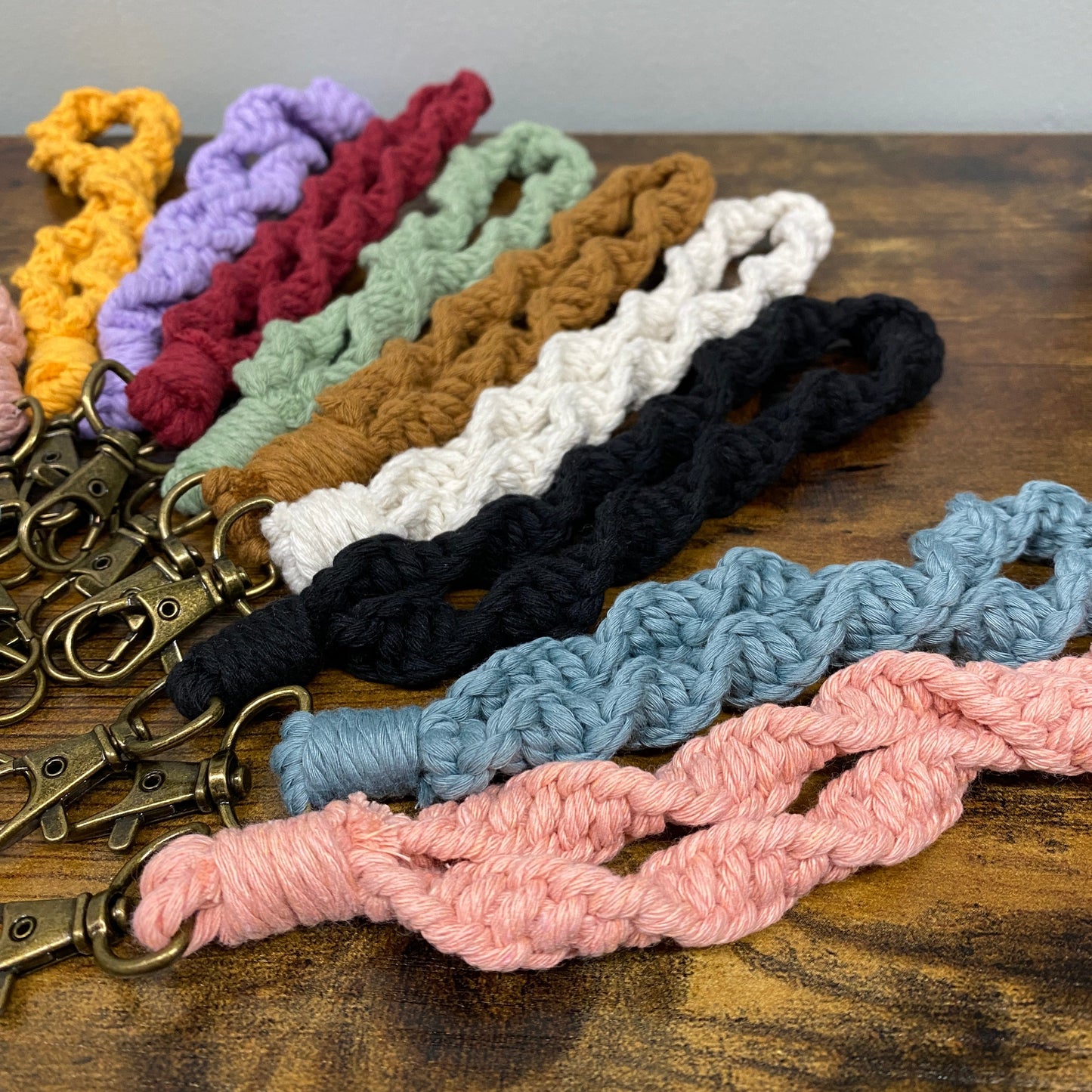 Keychain - Macrame Bracelet - Twisted Solid