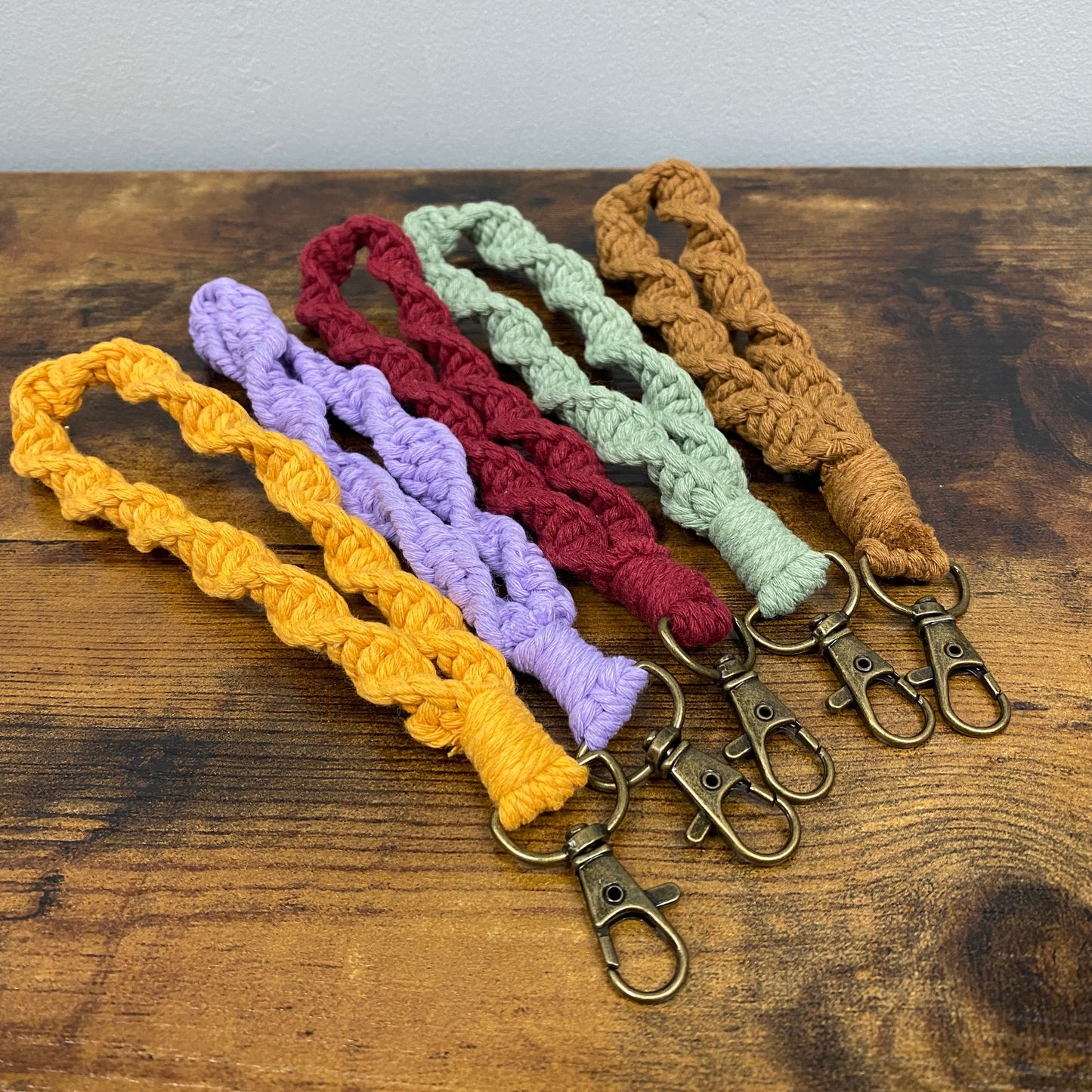 Keychain - Macrame Bracelet - Twisted Solid